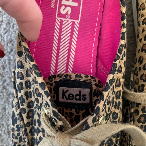 Cheetah Leopard Heart Print Keds Size 6 - Picture 7 of 11